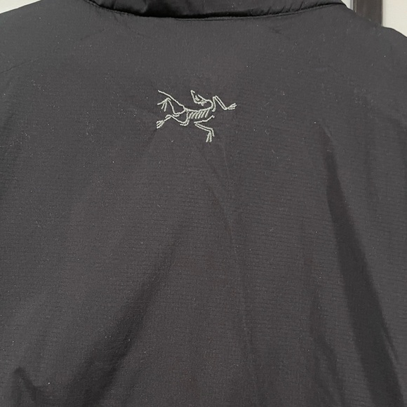 Arc'teryx Atom LT Vest Black Corporate Logo 'Cre 2.0' Outdoors Hiking - SZ Small - Picture 6 of 11